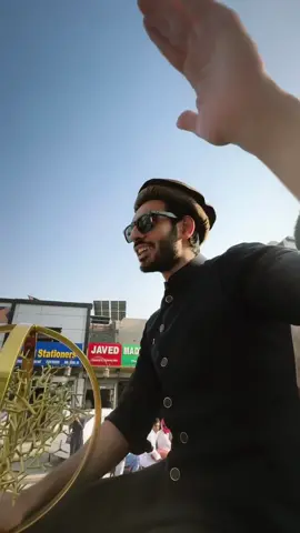 Tamasha ka shehzada!🤴🏻 Saif Ali Khan’s grand welcome in Peshawar is phenomenal!❤️ #TamashaSeason4 #Tamasha4OnARY #Tamasha4 #AdnanSiddiqui #PakistanBiggestRealityShow #TamashaGhar #WhatToWatch #SaifAliKhan