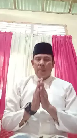 Terima Kasih Kami ucapkan kepada Ketua Pemangku Lembaga Adat Kel. Tanjung Batu Bapak SUBHAN NOVIANDI yang telah memberikan dukungan kepada Polri untuk terus menjaga situasi kamtibmas tetap kondusif, dan Mendukung Polri untuk menindak pelanggar hukum yg mencoba menciptakan situasi yg tidak kondusif (contohnya: Demo anarkis, penjarahan, perusakan Fasilitas umum dan objek vital dll), serta Mendukung Polri untuk terus berbenah dalam memperbaiki citra Polri, Tindak tegas dan transparan kepada oknum-oknum yg merusak citra Polri. Polri Dipercaya, Keamanan terjaga, Indonesia Maju.. 💪💪💪 #kapolrilistyosigitprabowo #kapoldasumsel #kapolresoganilir #poldasumsel #polresoganilir 