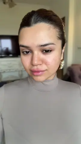 Ysl _ You Sell Liver Foundation is amazing 😍 it gives a luminous matte finish so it_s perfect for all skin types _ __The shades I used _Light one is LN 4(...  #the_game_of_makeupp #sarahkhan #makeup #makeupartist #makeuptutorial 