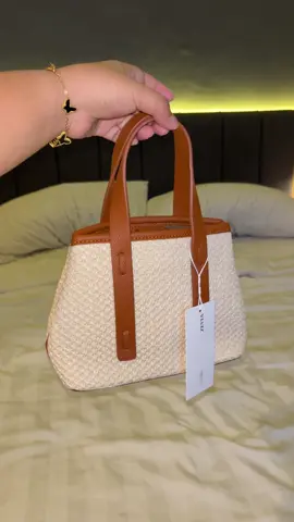 #tascantik #handbag #taswanita 