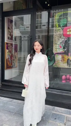 Áo dài thiết kế Bình Phong- Từ thương hiệu Soho Tĩnh Mộc #sohotinhmoc #aodaivietnam #aodaicachtan #aodaitruyenthong #trending 