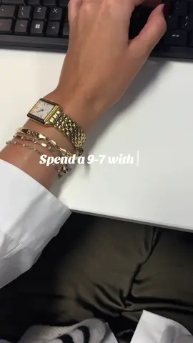 Work vlog 🤌🏼 #corporategirlies #dayinmylifevolg #londoncorporatelife #officevlog #officeoutfitinspo 
