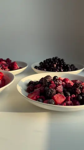 Hiện nay các bạn đã có thể mua trái cây đông lạnh Snowcrest trên Tiktok Shop. 