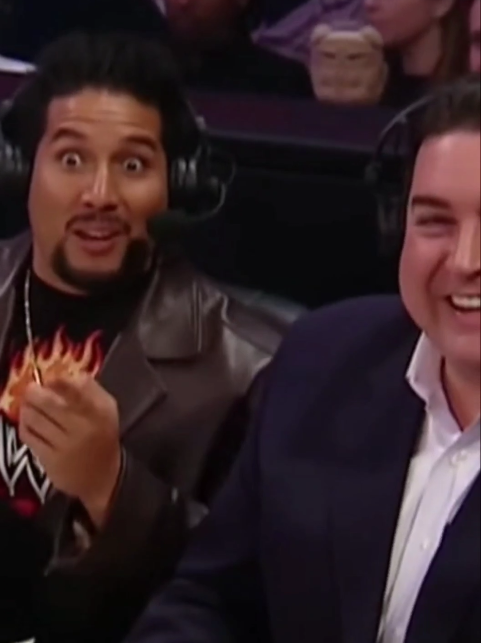 El hombre invisible  Entrada #ia #WWE #entrance  #invisibleman #hombreinvisible 