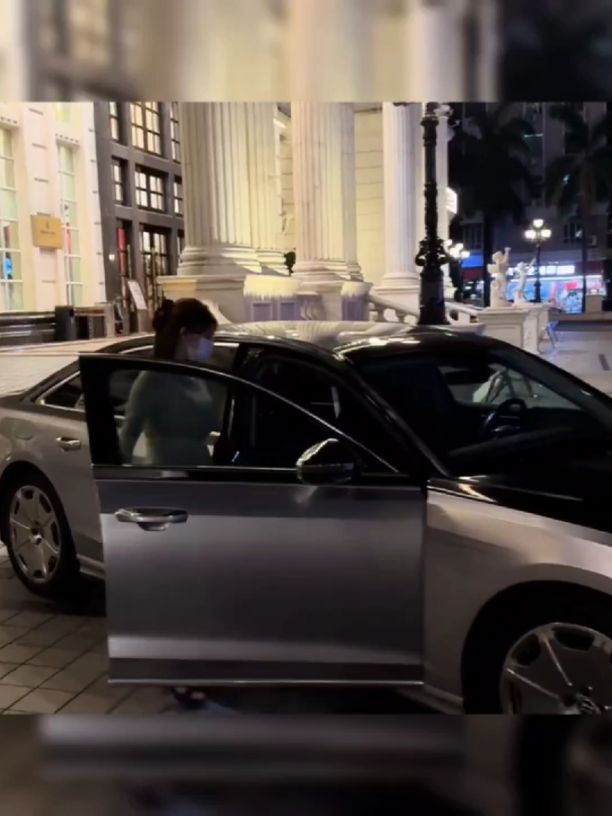 在座的各位 別太暴力#奧迪 #霍希 #初戀 #轉場 