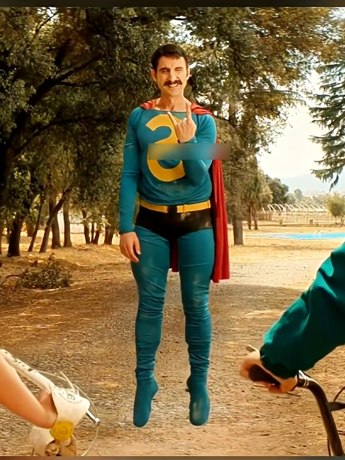 Larka Bana Super Man 😱 #fyp #viral #movie #treanding #fyyyyyyy @TiktokPakistanOfficial 