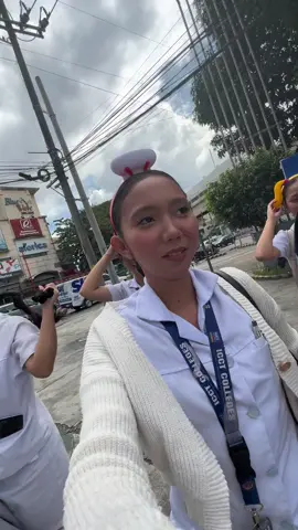 This is your sign to buy @Jollibee #jollyfriendsheadpiece 
