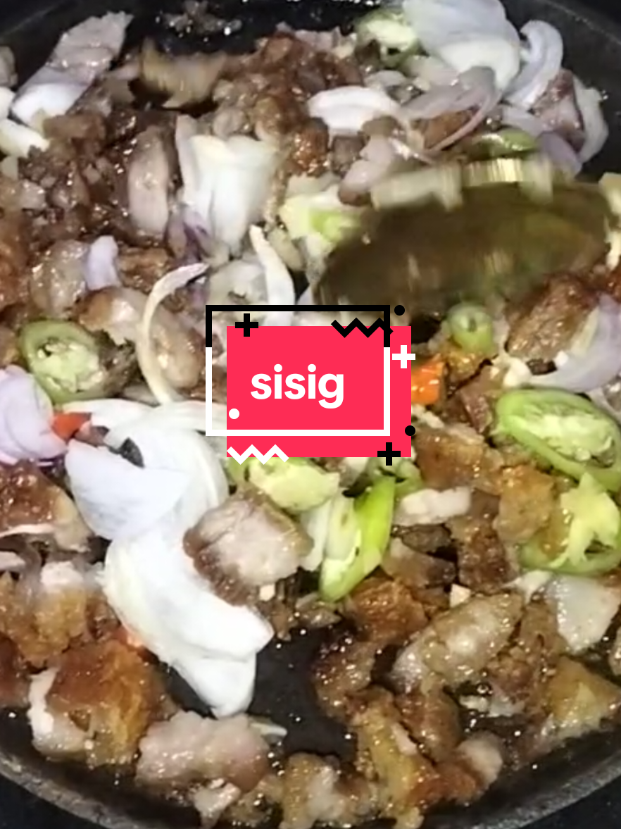 Mas feel na feel ang sisig sa sizzling plate!!! #sizzlingplate #sizzling 