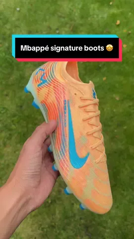 Best Mbappé signature boot so far? 🤩 what do you think? 🤔 #unisportlife #nikefootball #footballboots 