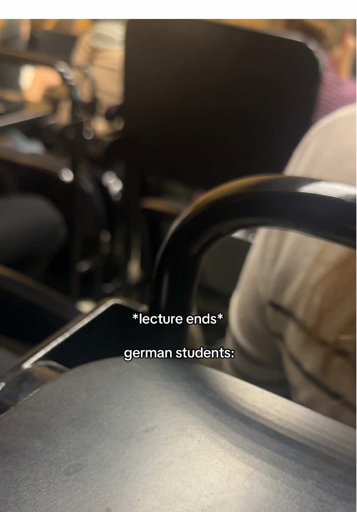 only one person clapping (not gonna lie I almost did) #erasmus #internationalstudent #germany #fyp #exchangestudent 