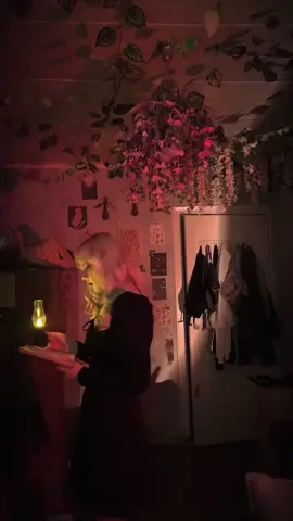 🍷♟️🀄️🐦‍⬛           #makeuphalloween #witch #bruxa #halloween #bruja 