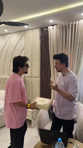Bhai ajeeb sharat rakh raha ha 😳 @Nouroze Khan #sidmrrapper #foryou #foryoupage #isb #comdey 