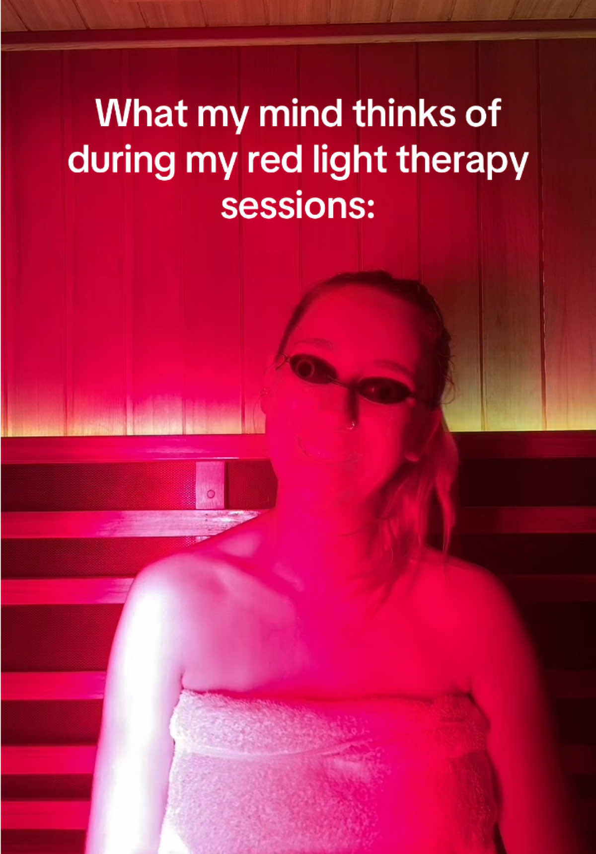 Red Light Therapy 🤝 A Cinderella story  #acinderellastory #redlighttherapy #citycave #funny #sauna 