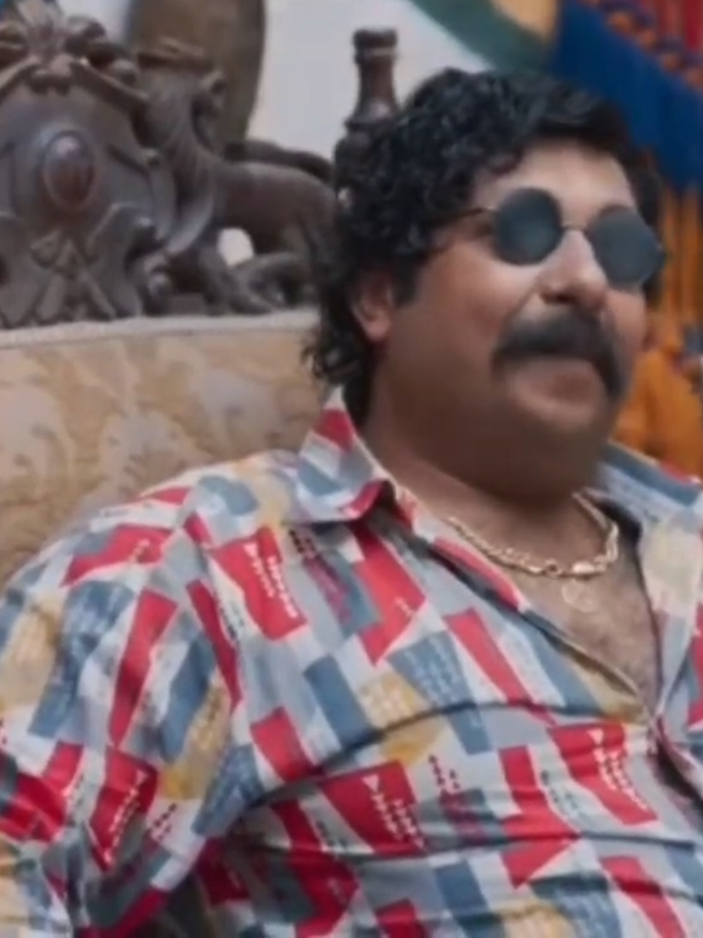 أي الضحك ده 😂✨#viralvideo #محمد_ثروت #core #fyp #foryoupage 