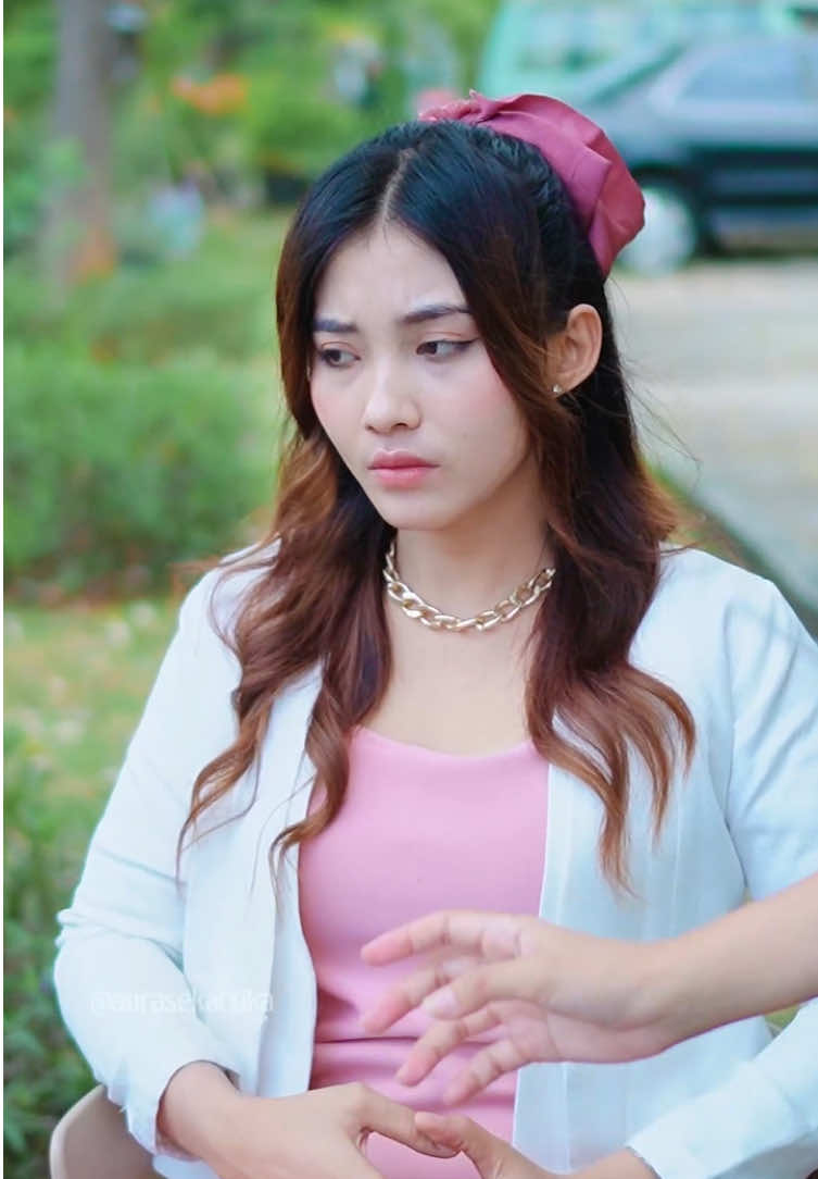 Tepuk sakinah jadi kacau karena orang ini! Biar nikahan tetap sakinah, wajib banget selalu glowing dengan G2G. #SerialTikTok #TikTokTainment #SuneedayCreative #AuraSekartika #kerja 