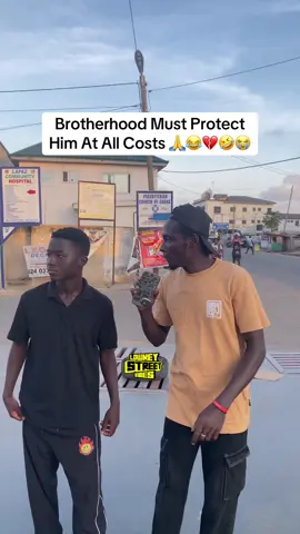 Is this short man wise like we think wise people are 🤣  How can you tell me a poem like this lol 😹  You go date your ex ein paddy..? 😂 Have fun with it 😂 #viral #comedyvideo #trendingvideo #funny #fyp 