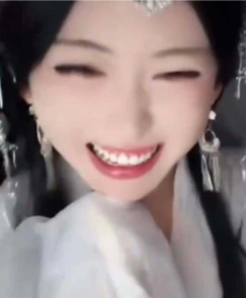 #开心元元 #开心元元连麦名场面 #七擒孟获#fyp 有缘千里来相会，无缘对面不相逢。金风玉露一相逢，便胜却人间无数。