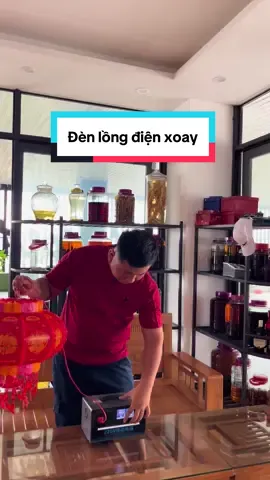 Đèn lồng điện xoay 360 mẫu mới treo trang trí nhà cửa #denlong #denlongdien #denlongdienxoay360 #denlongdientreotet #denlongtet #longdendien #denlongphatsang #denlongtrangtri #denlongtrangtritet #denlongtrangtringoaitroi 