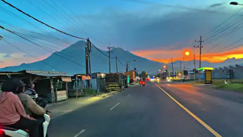 Jepang bagian ngoro #mojokerto #ngoroindustri #nipngoroindustri #japan #sunsetview 