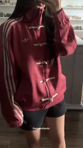 Đi 1 tháng lương 🥺🫠 #adidaschinesenewyearjacket #chinesenewyear #cny #chinesenewyearjacket #dwenauthentic 