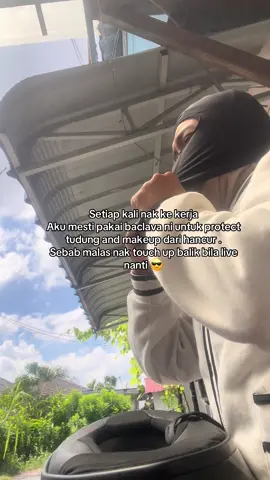 Live host kena makeup so untuk protect makeup dari rosak memang wajib pakai Baclalava ni 🥰.  #balaclava #topengmuka #rider #wajibada #xybcafyp 