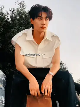 OH MY GODDDDD ,he so handsome ..!!!! #tianxuning #梓渝 #handsome #fyp #xyzbca 