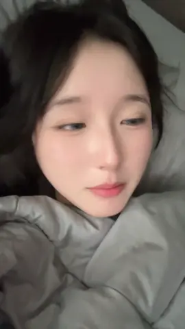 i look like shit but my singing is like a goddess 