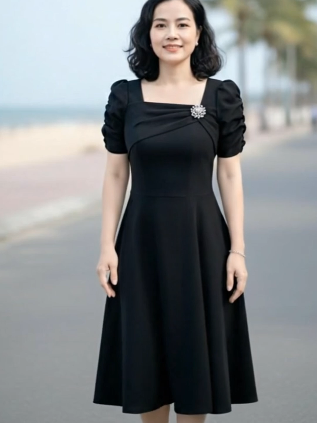 Ở độ tuổi nào chị em cũng xứng đáng được đẹp ạ #thoitrangtrungnien #damxinh #damxinhthietke #vaynu