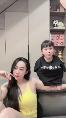 Lên xu hướng cái bả đòi làm chim tu hú nữa #trend_con_chim_trên_tay 