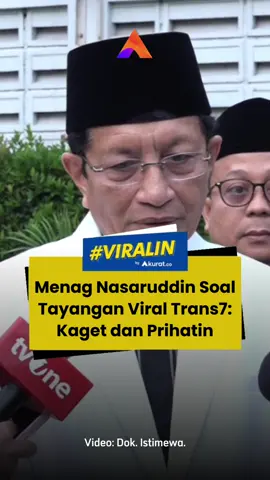 Nasaruddin menegaskan, bahwa pesantren adalah lembaga pendidikan yang utama dalam menanamkan adab kepada santrinya. Oleh karena itu, ia kecewa dengan tayangan yang menggambarkan aktivitas pesantren disertai narasi yang negatif. Ia menjelaskan bahwa selama ratusan tahun berdirinya, pondok pesantren di Indonesia telah berjasa besar dalam menciptakan masyarakat yang beradab dan santun. Menurut Nasaruddin, keberadaban Indonesia yang menjadi kebanggaan lahir dari budaya adab di pesantren, di mana santri dibudayakan untuk menghargai guru dan kiai. Nasaruddin meminta seluruh elemen masyarakat untuk memberikan tempat yang terhormat kepada para kiai dan pondok pesantren. 🎥: Dok. Istimewa. #viral #menteriagama #nasaruddinumar #pesantren #akuratco