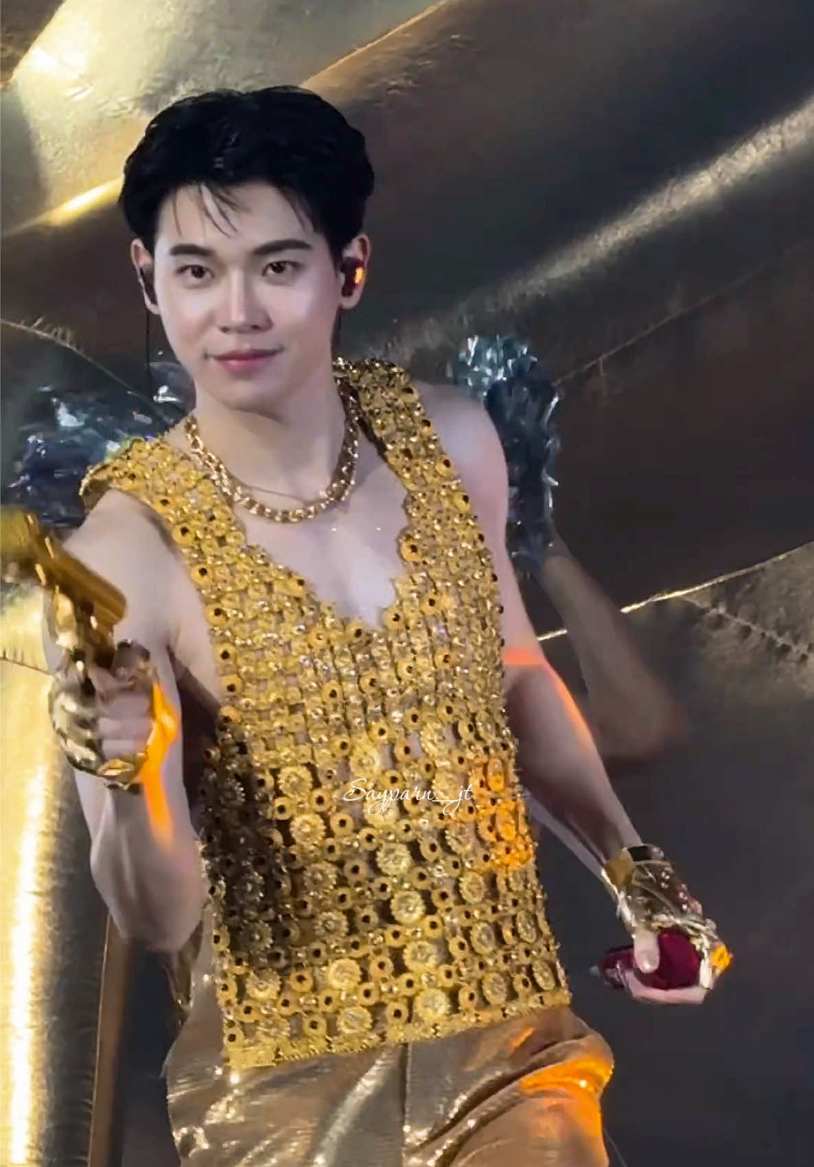 นี่สินะพี่หยิ่นร่างทอง ที่ใครเค้าพูดถึง 😭😭 @Anan Wong  #ดอกนีออนรอรัก #yinyin_anw #หยิ่นอานันท์ #fypシ゚ 