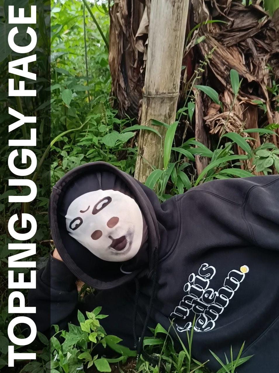 lagi bosen ama muka ganteng guah #maskermotor #uglyface #topeng #lucu 