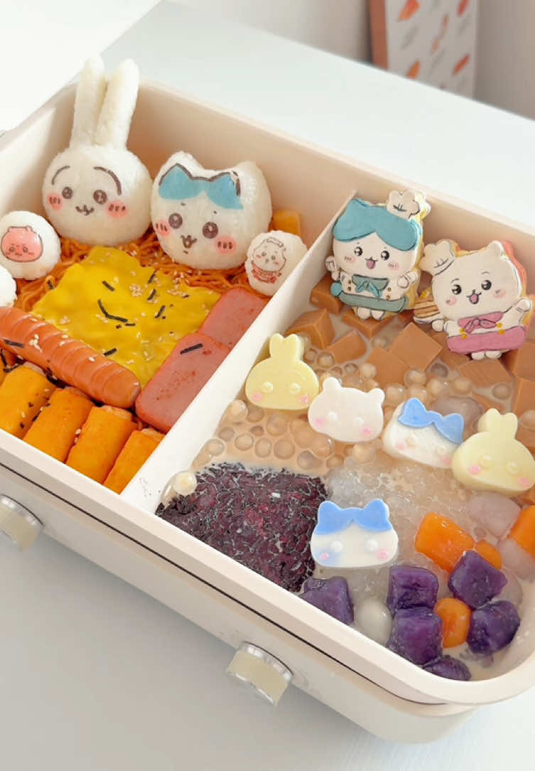 Have chiikawa lunch with me🥢#asmr #asmrfood #satisfying #tiktokfood #lunch #chiikawa #noodles 