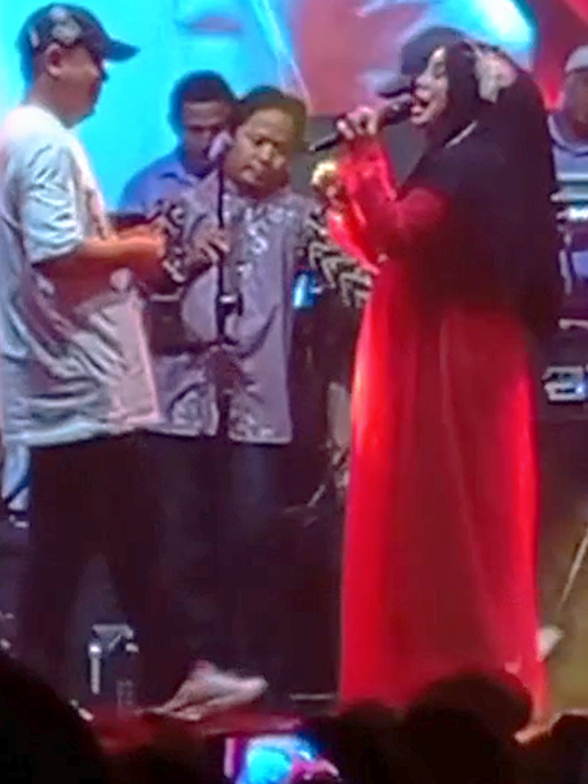 Sebening Embun-Super Emak-mardatila group #dangdut #mardatilagroup  #music #dangdutoriginal #creatorsearchinsights 