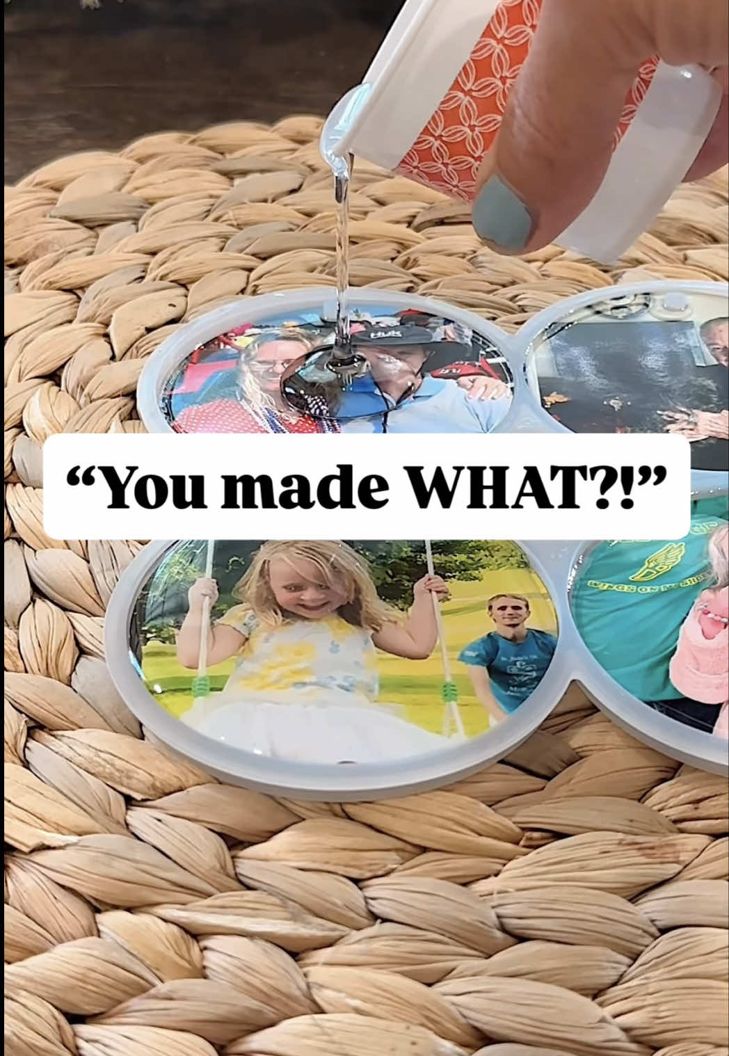 Easy 'BER month craft🎄 DIY magic you can make in minutes that will last a lifetime✨ #CraftyMom #DIYChristmas #Christmas2025 #EasyCrafts #DIYChristmasCrafts Christmas Decor 2025✨