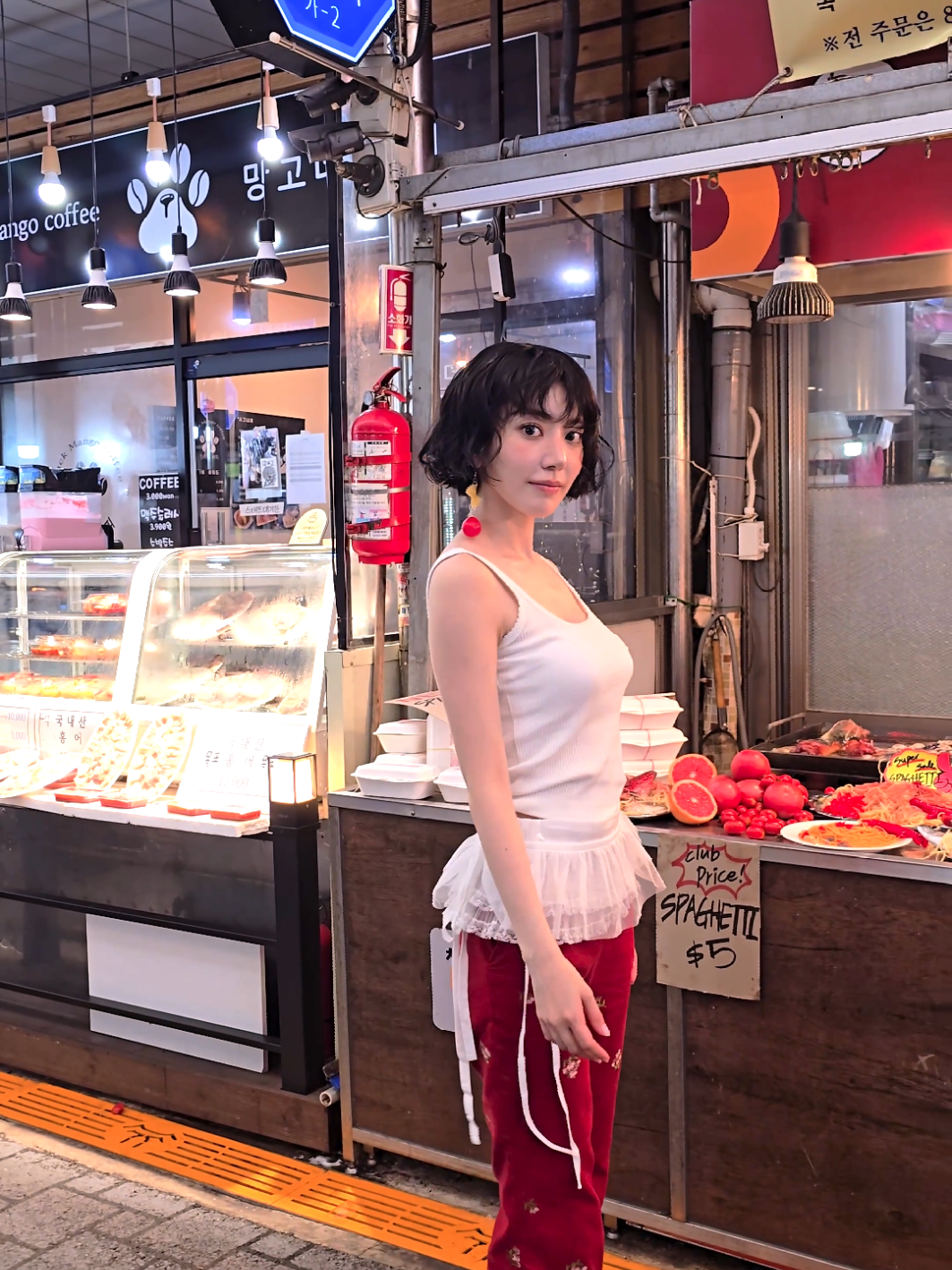 Can I scan your outfit? 🐱🍅 #LE_SSERAFIM #르세라핌  #SAKURA #사쿠라  #EAT_IT_UP_SPAGHETTI 