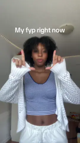 I think it’s from Douyin livestream idk😭#douyin #chinesetiktok #dancetrend 