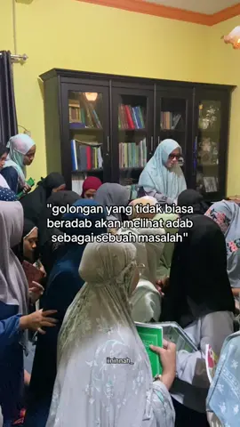 tidak perlu menjelaskan indahnya pelagi kepada yang buta warna 😇 #santri #santripondok #santrikeren #santriindonesia #trend 