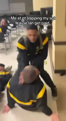 Onb they need to open back up the government ts not it 🫩