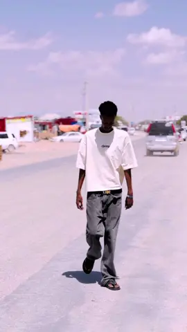 Wiilka dhaarta maray😁🔥#losangeles #somalitiktok #peaceandlove 
