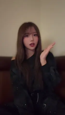 毛先ブリーチ4回くらいしてあるから切るか迷ってる。