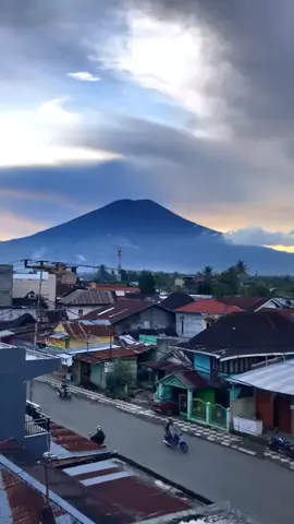 pesona pagar alam ketika sore#fyppppp #pemandangan