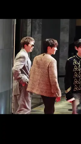 Taehyung Namjoon dan jhope di Love your W korea 2025 #taehyung #jhope #namjoon 
