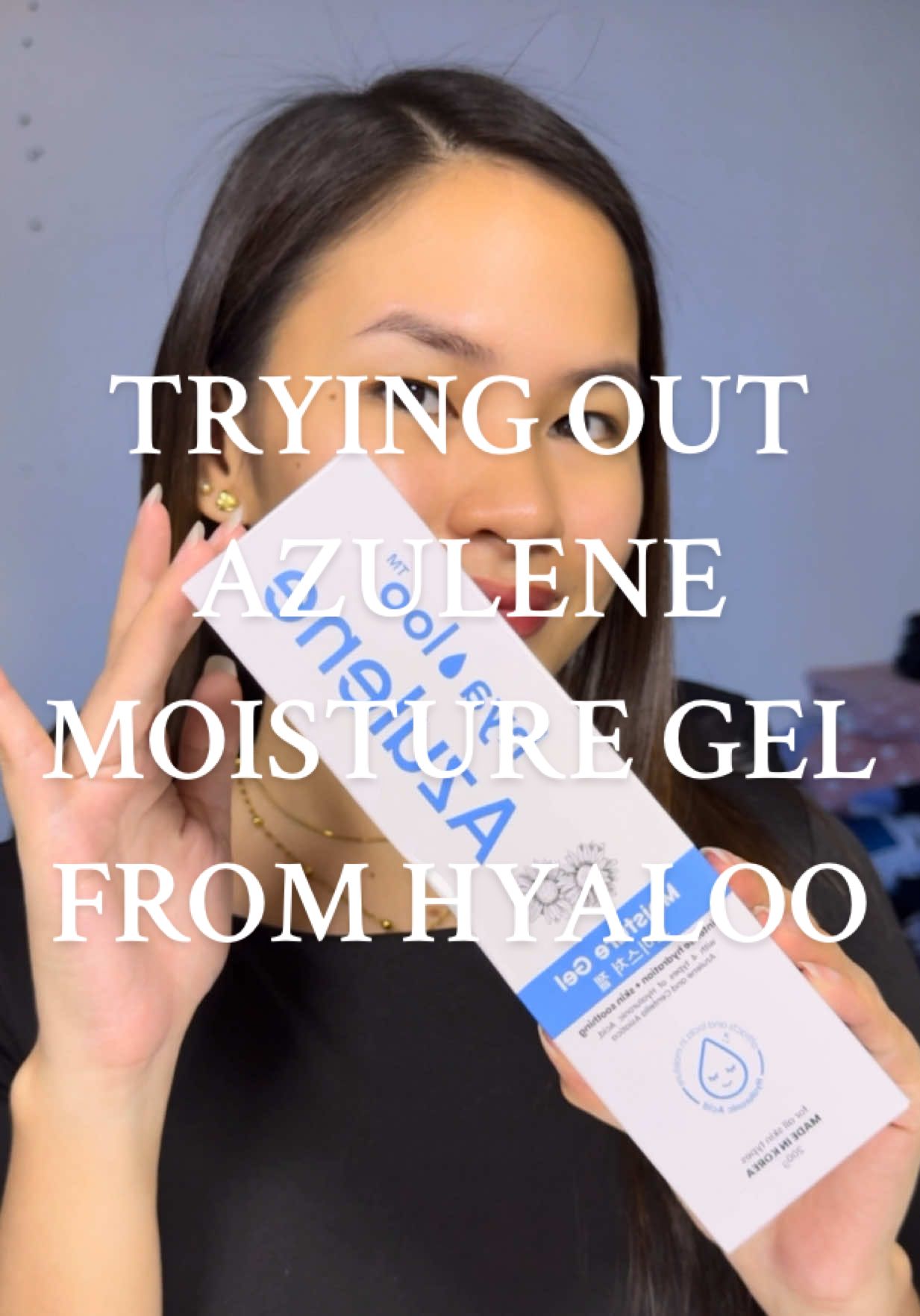 trying out @Hyaloo’s azulene moisture gel!!! 💙 #fyp #hyalooph #moisturizer #skincare #skincareroutine 