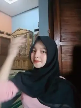 di omongin juga ga bakal gua rugi malah dosa gua mengurang😜iri saingin beb#fypppp 