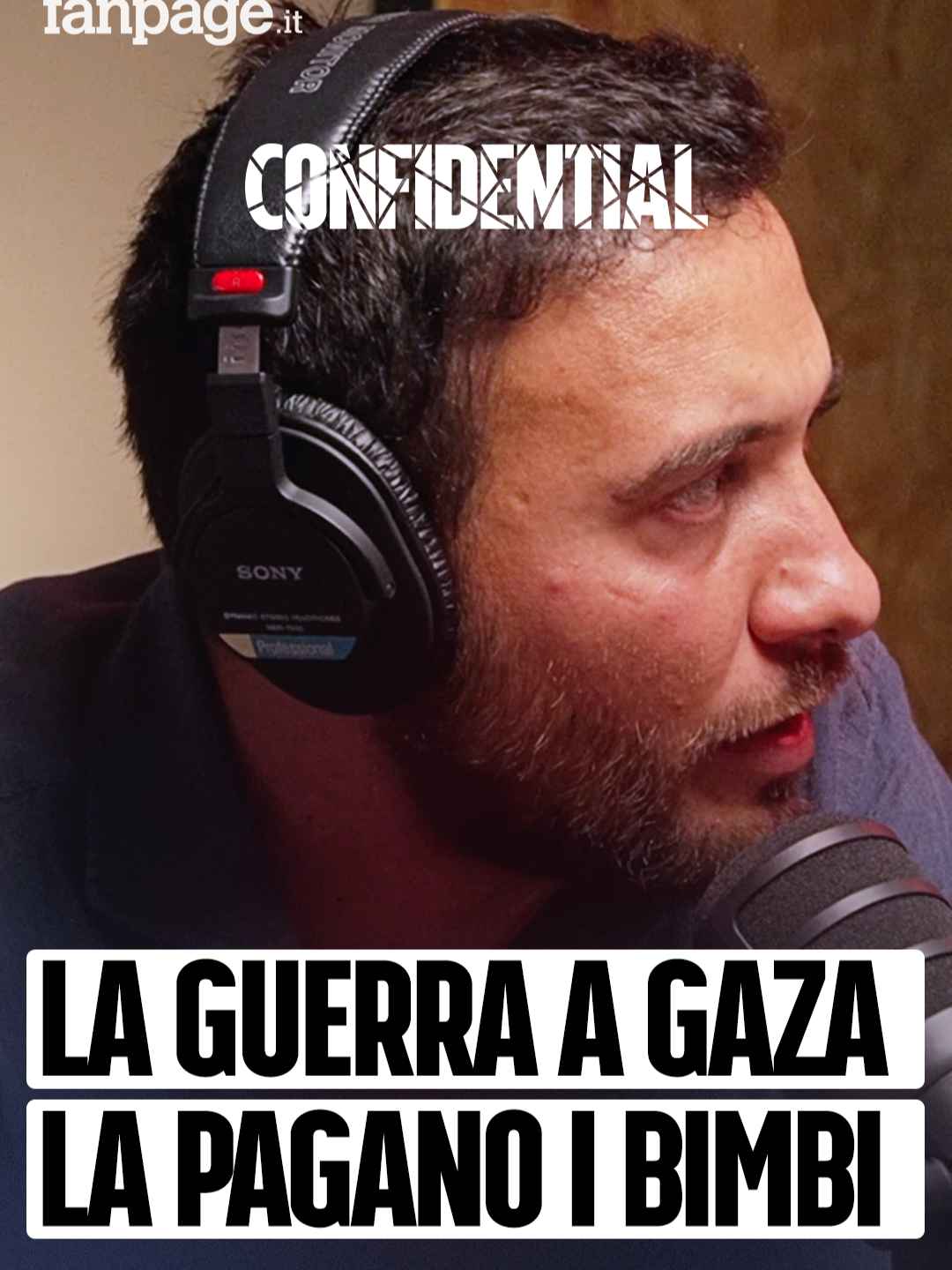 La guerra a Gaza la stanno pagando i bambini.    La cosa peggiore è quando sparano alle gambe ai bambini e li usano come esche. Loro crollavano a terra, chiedevano aiuto, la gente si avvicinava per aiutarli e sparavano a tutti quanti. La popolazione doveva vedere morire il bambino agonizzante e nessuno poteva aiutarli, altrimenti venivano sparati dai droni.   I bambini non ci chiedevano più i pennarelli o i vestiti. Ci chiedevano di morire, di raggiunge i genitori nell’aldilà.    Non possiamo rimanere indifferenti. [Trovi la puntata completa di Confidential anche sul nostro canale Youtube] #gaza