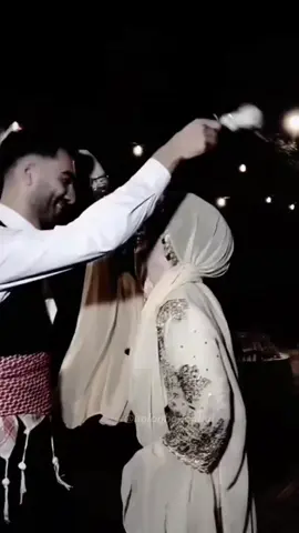 ثالث شرط داريني وتحلف ما تعشق غيري 💝😌💛. .#لايك_متابعه_حركة_الاكسبلور❤🦋explor #اعدت_نشر🔃 