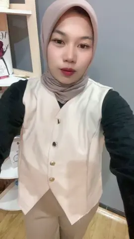 Ojo sumelang kak harga promo selalu hadir disetrap kita live jadi jangan sampai ketinggalan live kita Happy shoping 💃💃💃💃