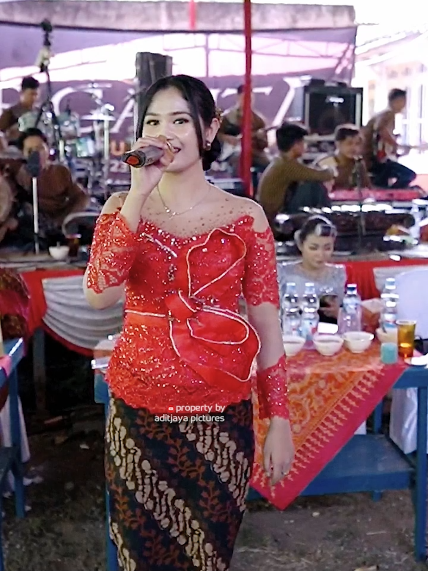 Tapi kamu kok selingkuh @aayunda__ @arganta_production #fyp #f #fyptiktok #fypシ゚ #masukberandafyp #foryourepage #karanganyar #sragen #karanganyar24jam #sragen24jam