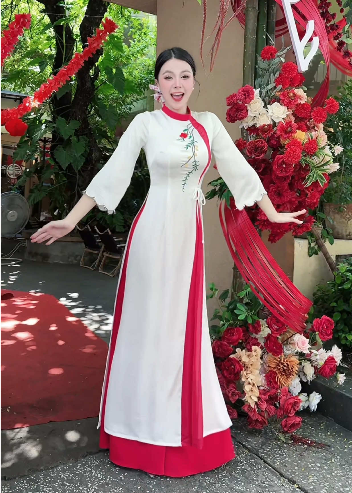 Top những người nên mời cưới đầu tiên 😆😆 👉 mã áo AD2904 #aodaicuoi #aodaigiaovien #aodaichuu #tiktokgiairtri #damcuoi 